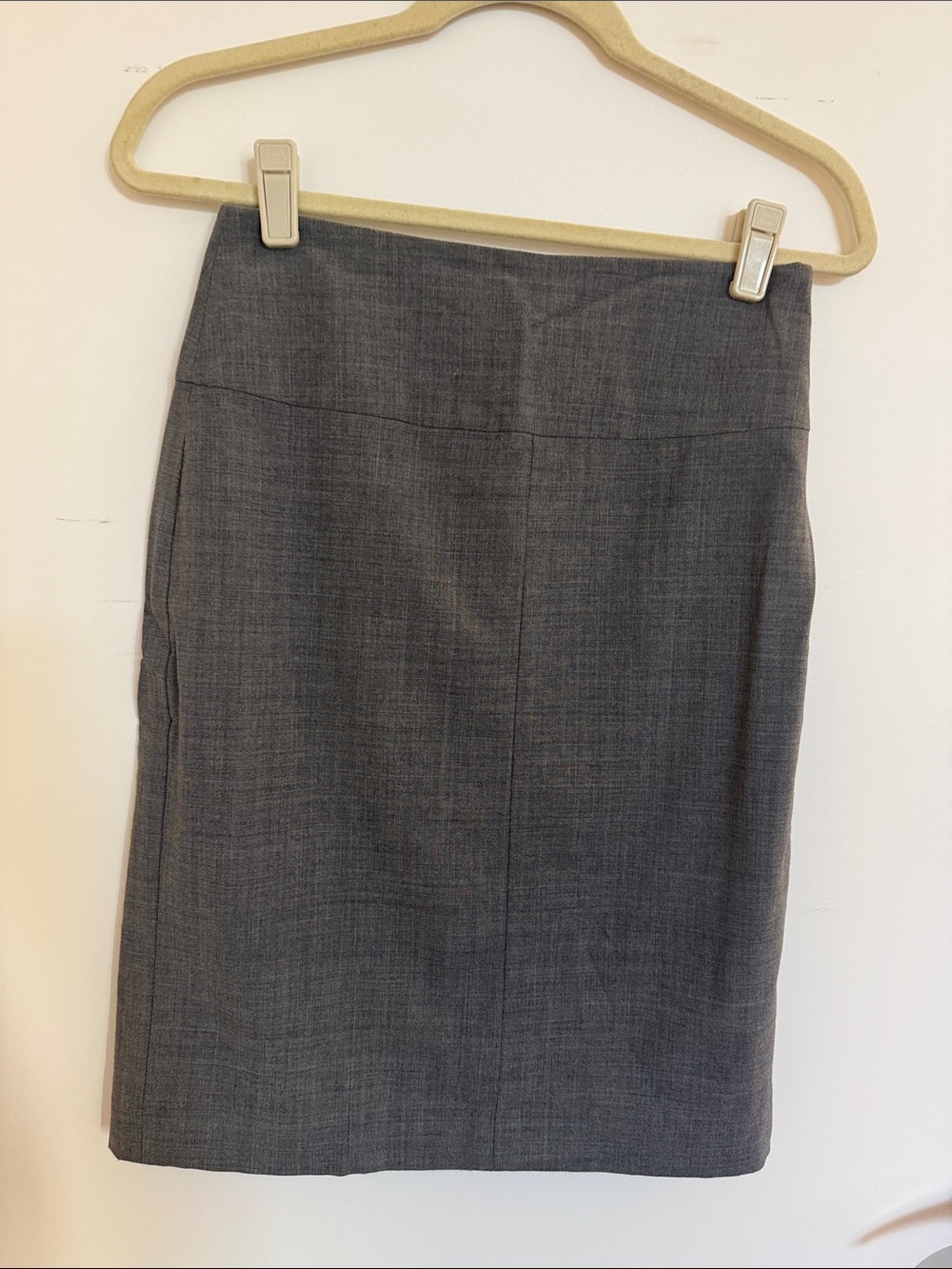 Banana Republic Charcoal Gray lightweight Italian wool Pencil Skirt
